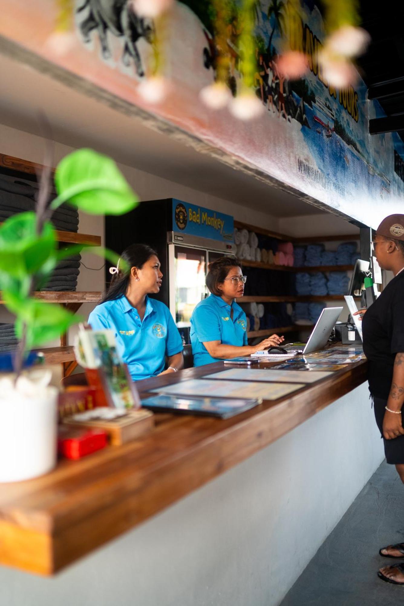 Bad Monkey Samui Hostel شاطئ تشاوينغ المظهر الخارجي الصورة